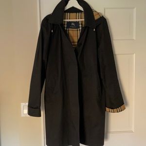 BURBERRY -Black Hooded Raincoat